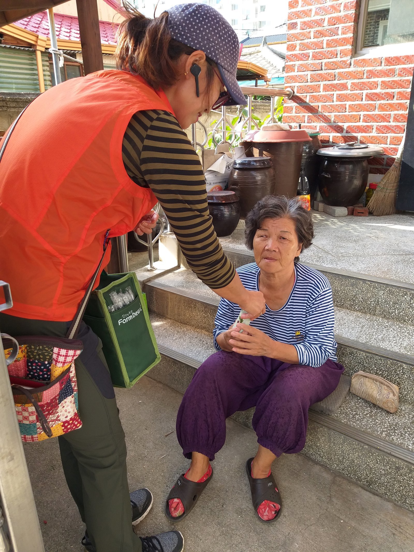 가족과 살아도 하루 대화 15분 미만…독거자보다 마음 건강 나빴다