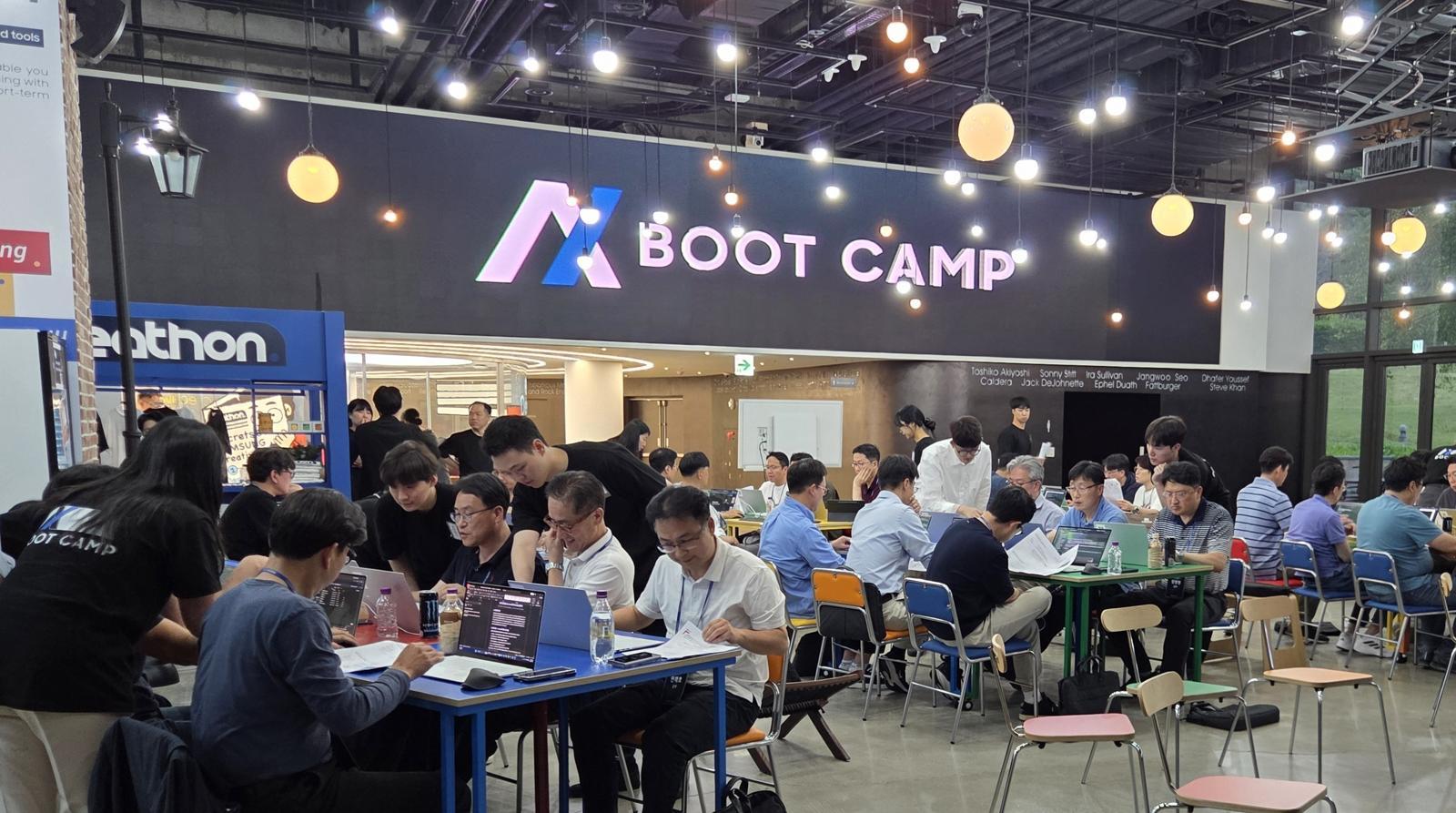 삼성, ‘AI 대전환’ 시동…모든 업무에 외부 AI 도입한다