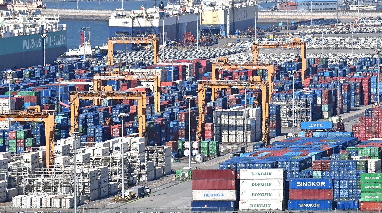 1분기 GDP 전 분기 대비 1.8% 증가하며 ‘깜짝 성장’