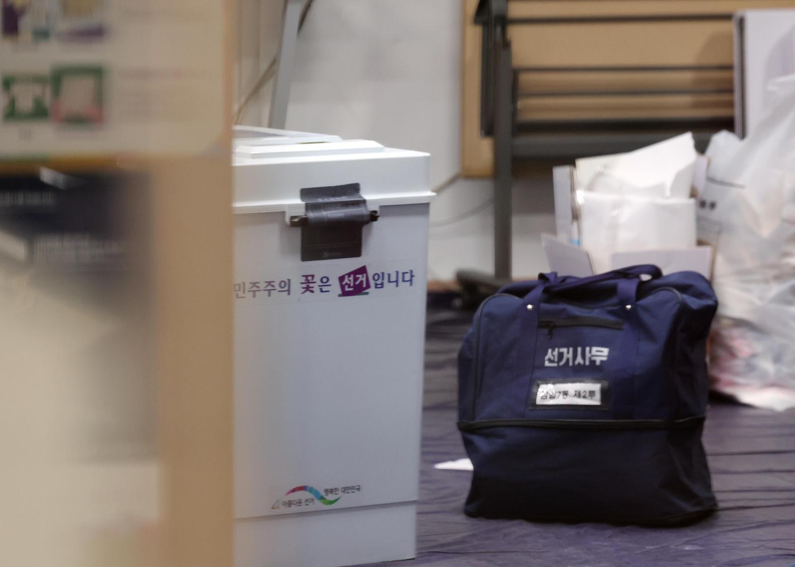 [속보] 법원, 잠실 투표용지 보관상자 등 증거 보전 명령