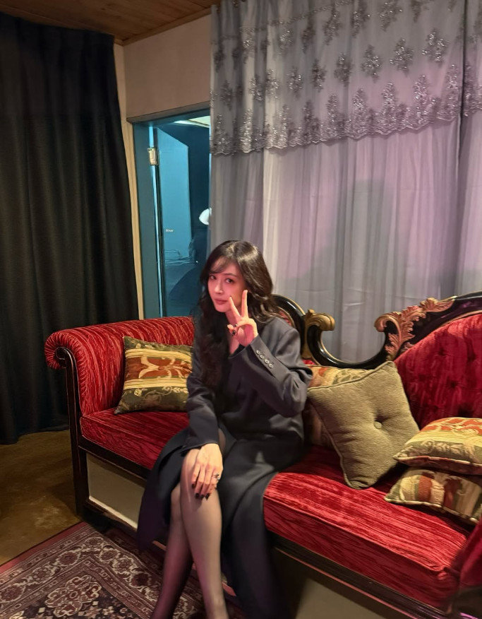 성유리, 각선미 드러낸 ‘쌍둥이맘’…깊어진 고혹·섹시 매력 [N샷]