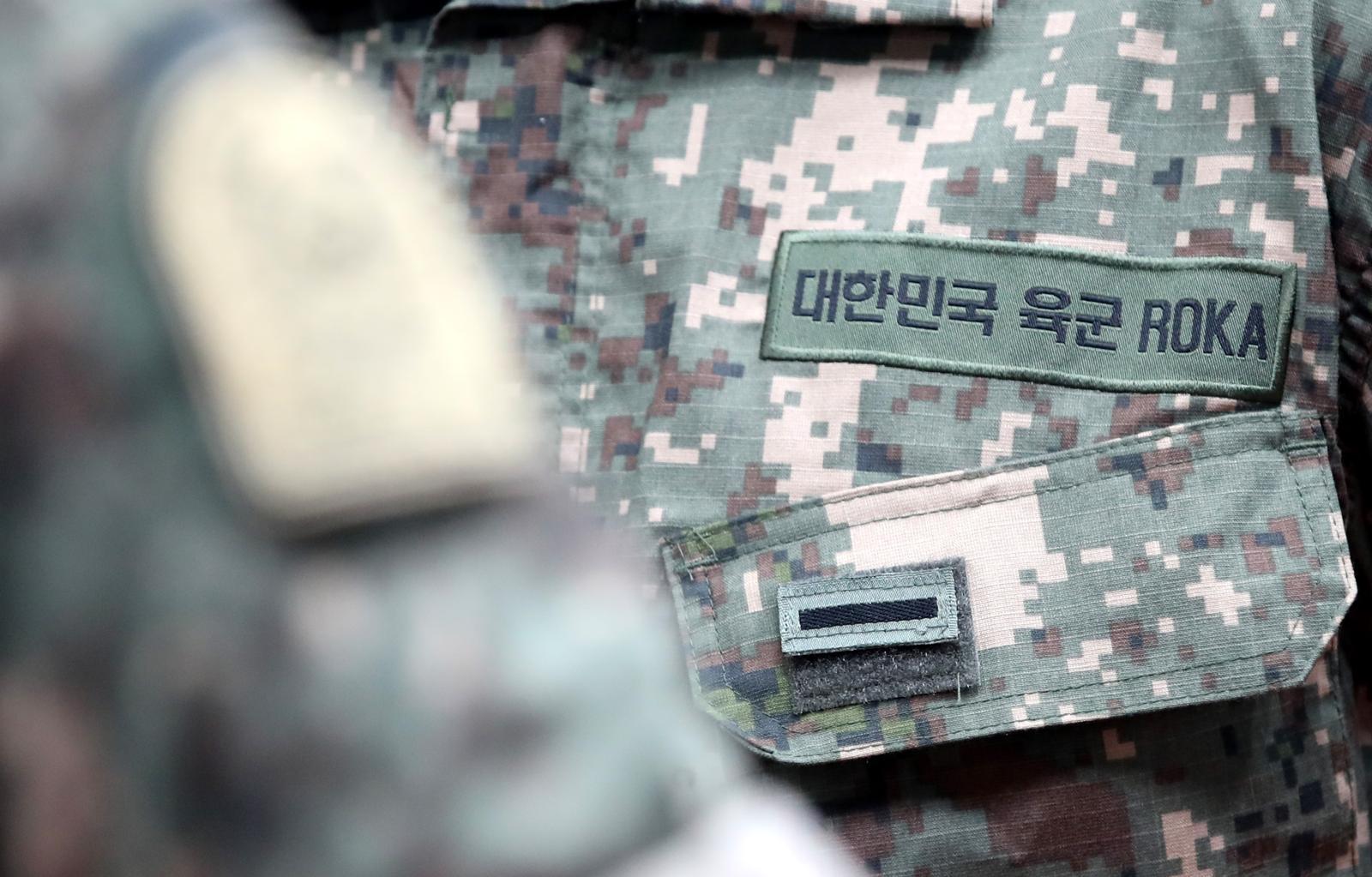 이등병 역사속으로 사라지나… 병사 계급 4→3단계 축소 추진