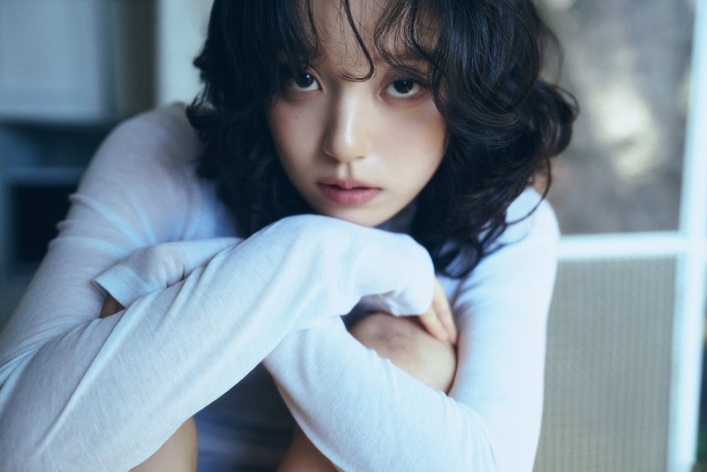 로시, 스승 신승훈 품 떠난 후 첫 컴백…더 깊어진 음악성 예고