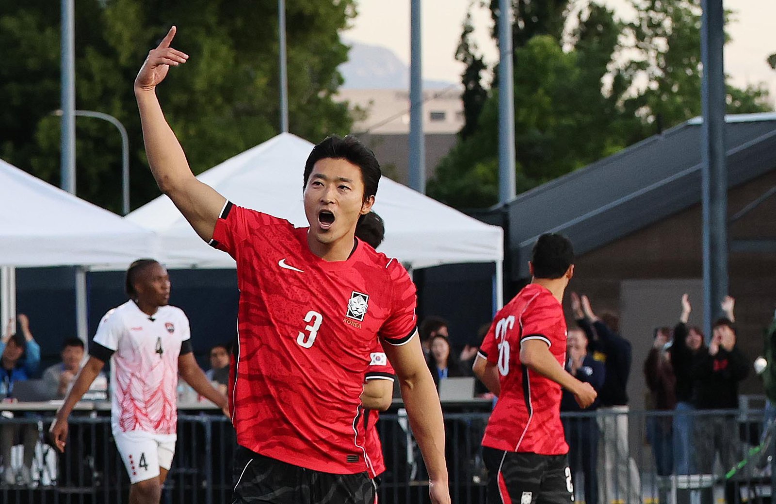대한민국 축구대표팀 조규성이 30일(현지시간) 미국 유타주 솔트레이크시티 브리검 영 대학교 BYU 사우스필드 경기장에서 2026 국제축구연맹(FIFA) 북중미 월드컵 앞두고 열린 대한민국과 트리니다드 토바고의 평가전에서 멀티골을 넣고 환호하고 있다. 2026.5.31 뉴스1
