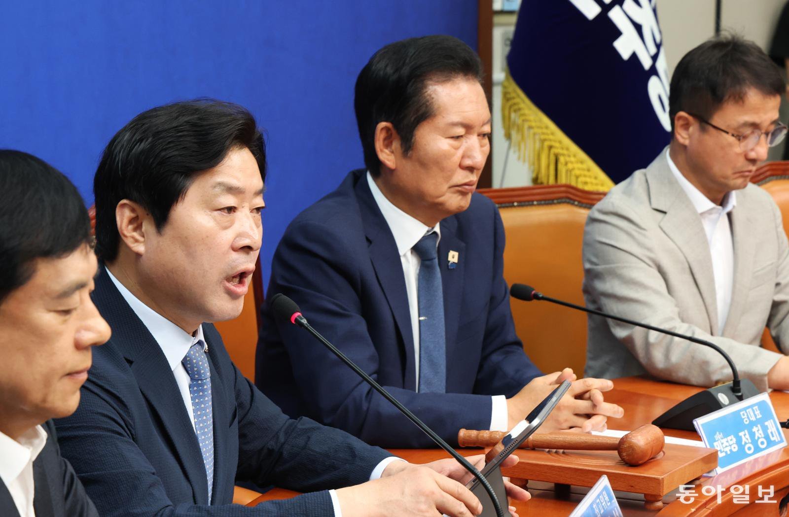 지방선거 후 더불어민주당 최고위, 당권 갈등 조짐 뚜렷[정치 한 컷]