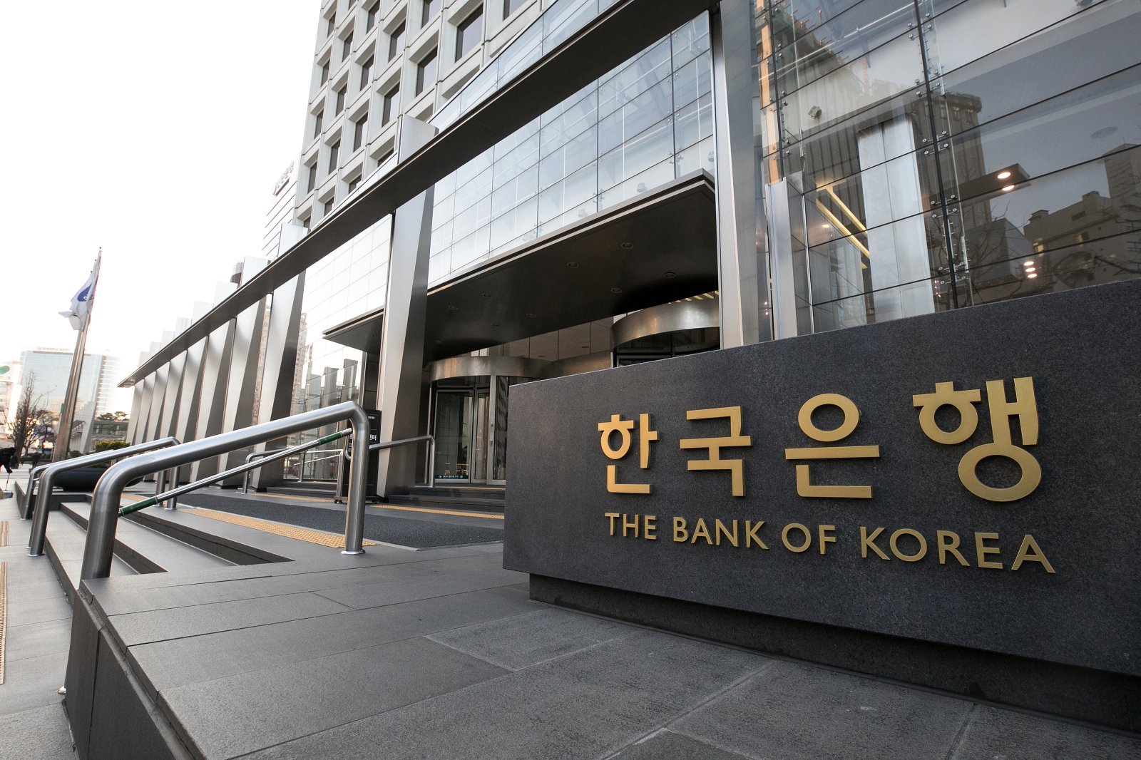 작년 반도체 호조였지만…이자 못내는 중소기업은 늘었다