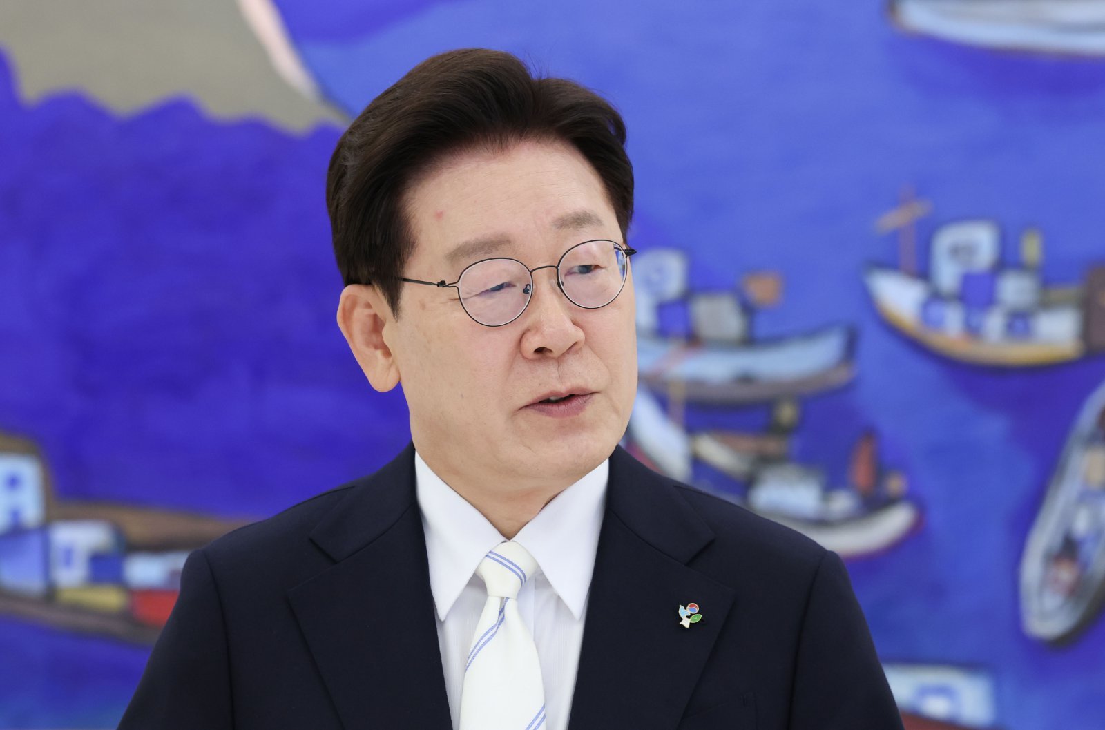 李 “증시 호황 속 초과이익, 국민 분배 위한 새 메커니즘 필요”