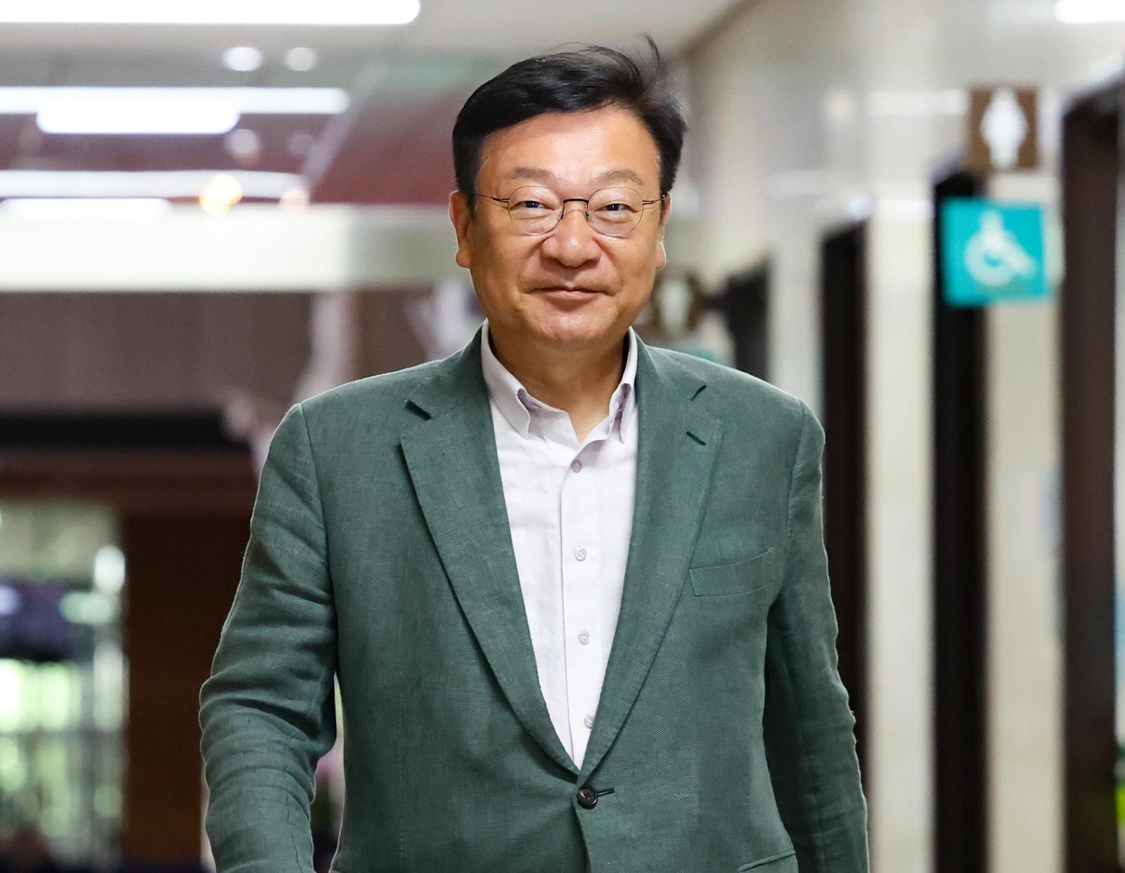 변화 대신 또 친윤-영남… 국힘 새 원내대표에 정점식