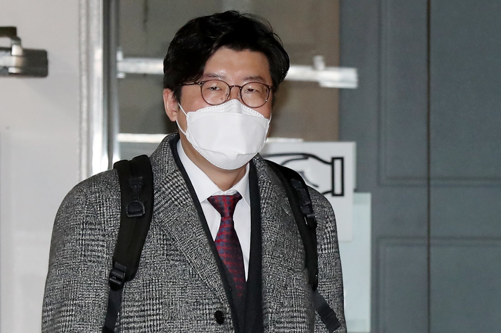 ‘김학의 허위보고서’ 이규원 오늘 대법원 결론…2심 선고유예