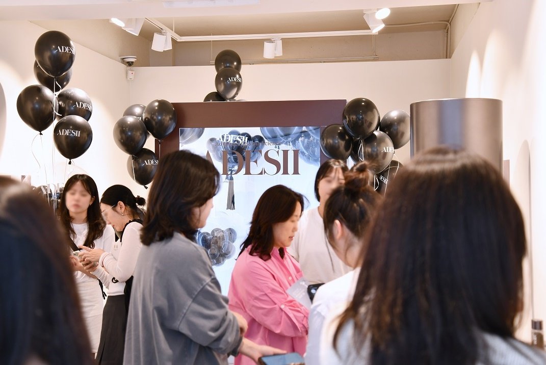 한미사이언스가 코스메틱 브랜드 아데시 성수 팝업 이벤트를 진행했다. 한미사이언스 제공