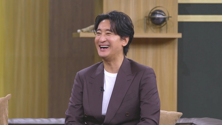 신현준, 53세에 득녀 “딸 낳고 술·담배 모두 끊었다”