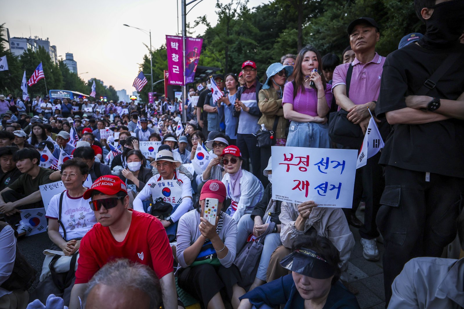 장동혁 “스타벅스 마실 자유 있듯 누구라도 ‘부정선거’ 외칠 자유 있어”