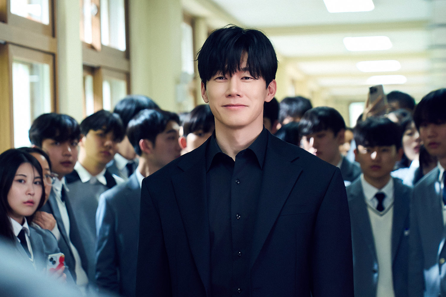 넷플 ‘참교육’ 교권보호국 현실화?…민주연구원 “교육활동보호국 신설 제안”