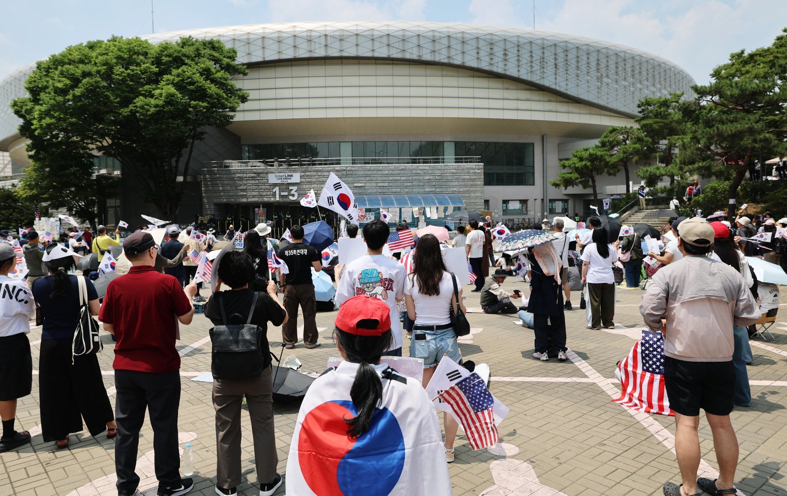 단체도 집행부도 없다…10일째 경기장 못 들어가는 체육단체들