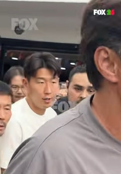 멕시코 현지 타코집서 포착된 손흥민…“고수는 빼달라더라”(영상)