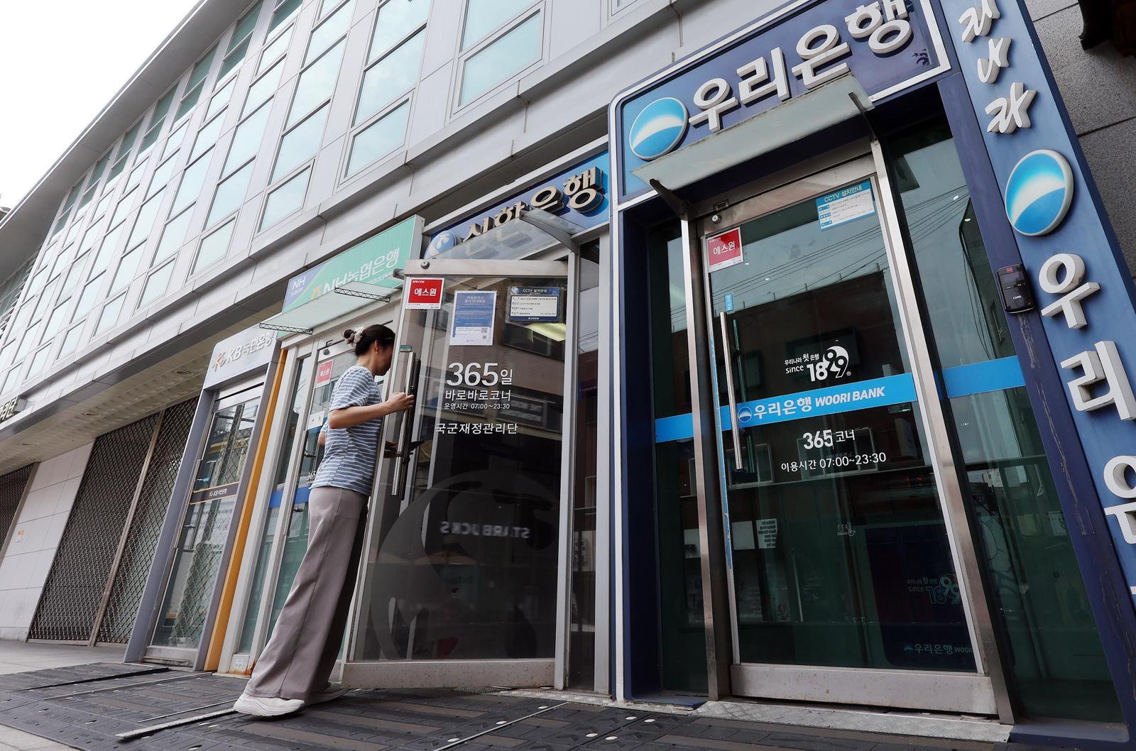 “달러 쥐고 안 푼다”…기업 달러예금, 3년 5개월 만에 최대