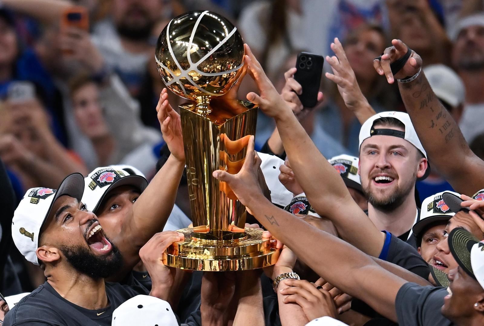 뉴욕 닉스, 53년만에 NBA 제패