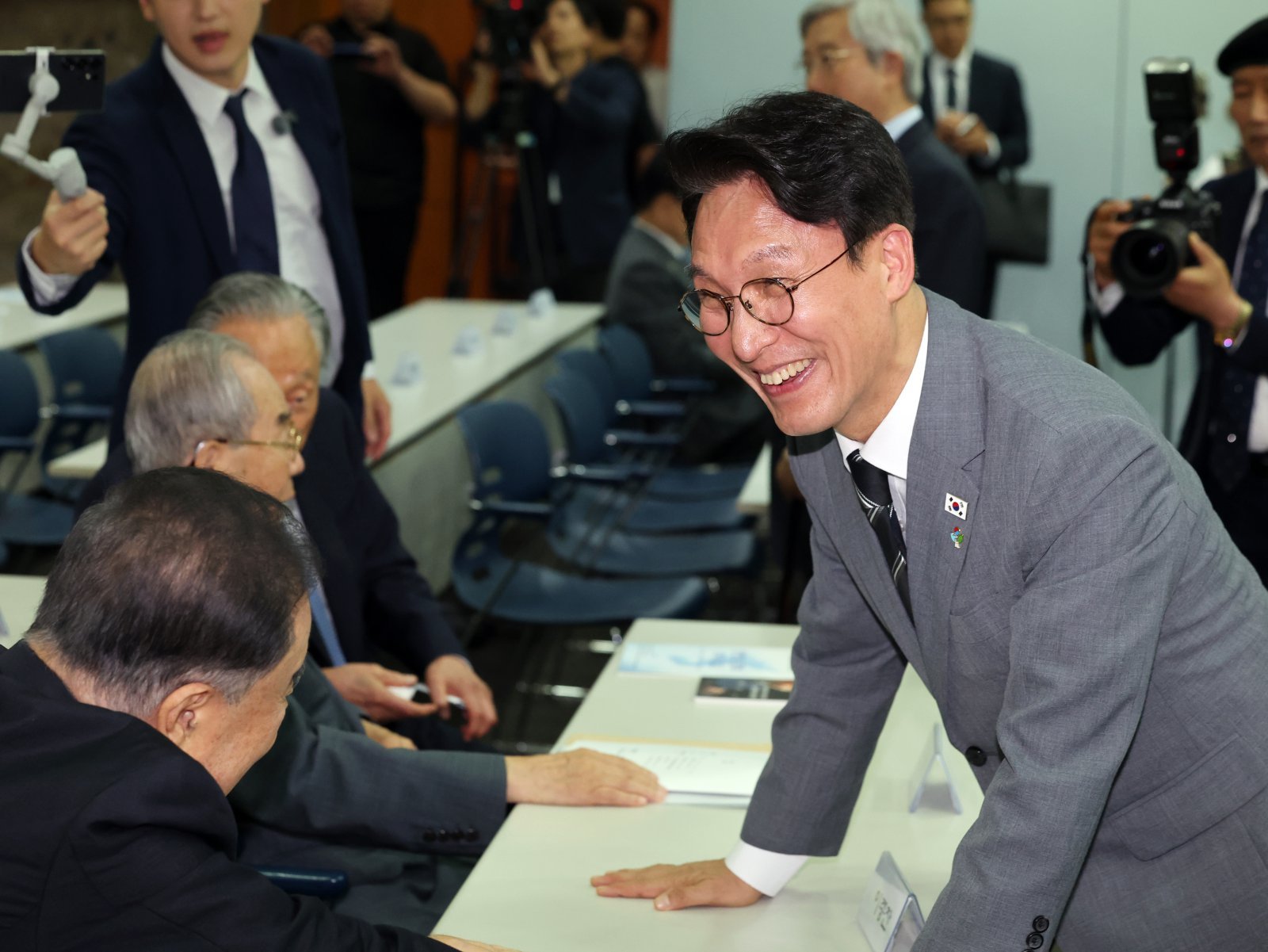 金 총리 “6말 7초쯤 물러날 수 있을 듯…당으로 옮겨 대통령 국정 뒷받침”