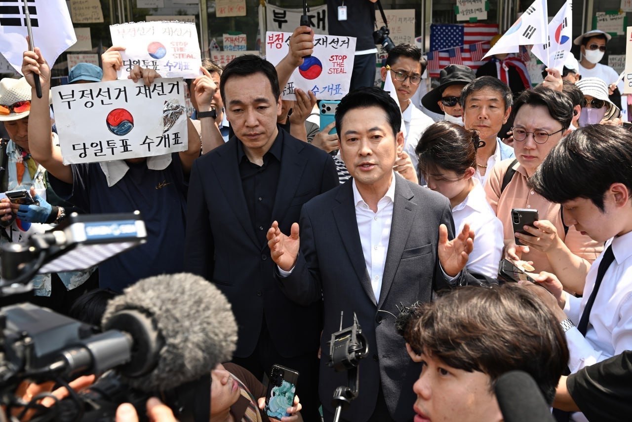 장동혁 국민의힘 대표가 16일 서울 송파구 올림픽공원 핸드볼경기장을 찾아 발언하고 있다. 변영욱 기자 cut@donga.com