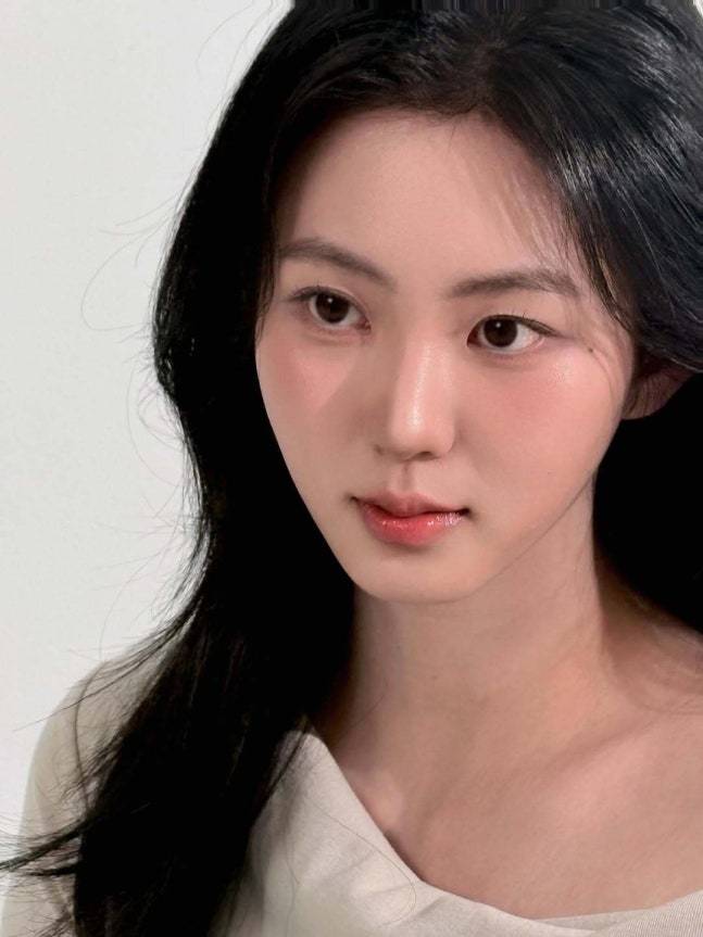 권은빈, 연예계 활동 마무리 “행복할 미래를 위해”