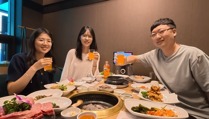 김선태 ‘깐부회동’…퇴사 넉달만에 충주시 유튜브 깜짝 출연
