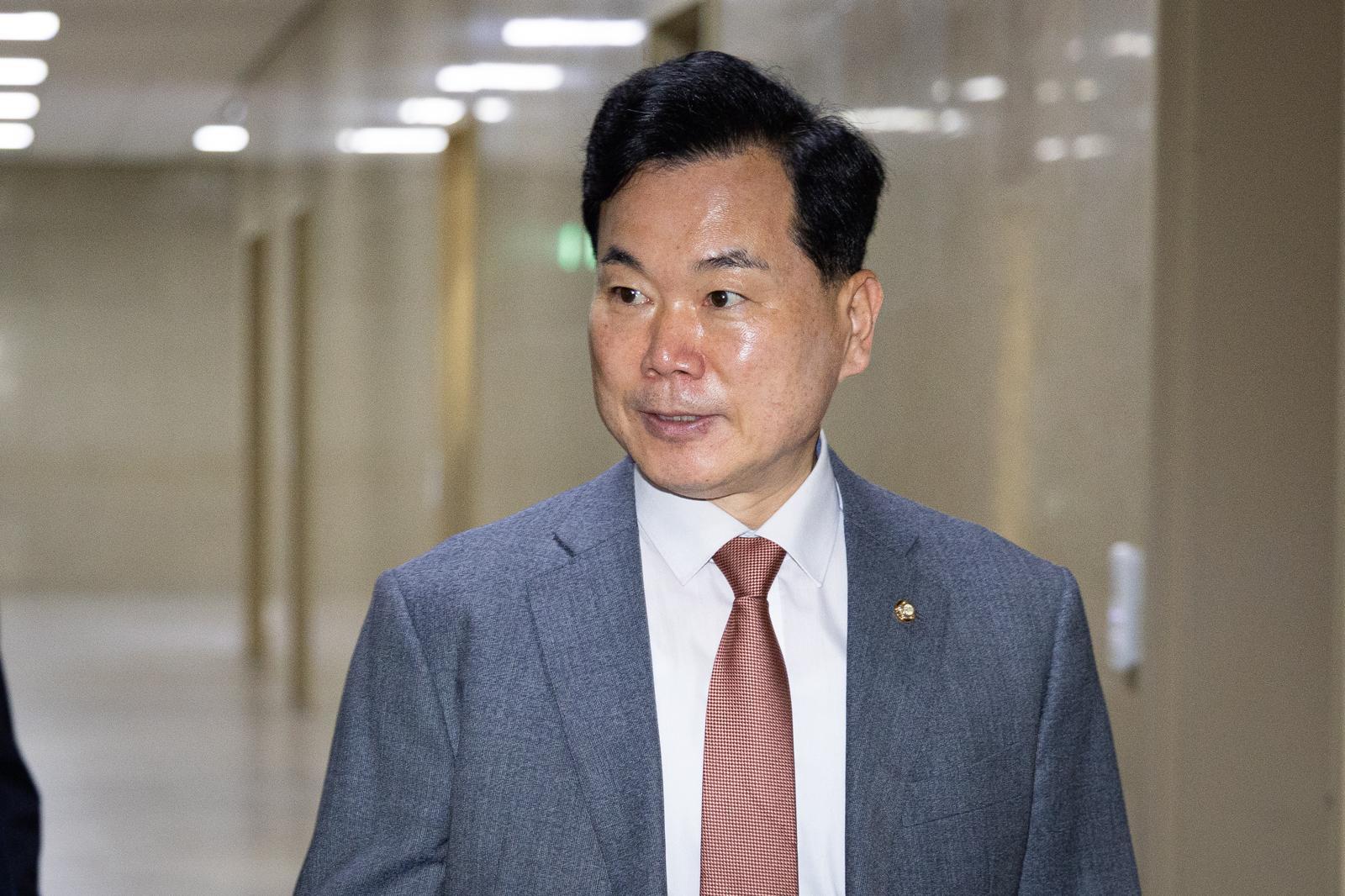 국힘, ‘선관위 국조’ 위원 7명 내정…위원장 5선 윤상현