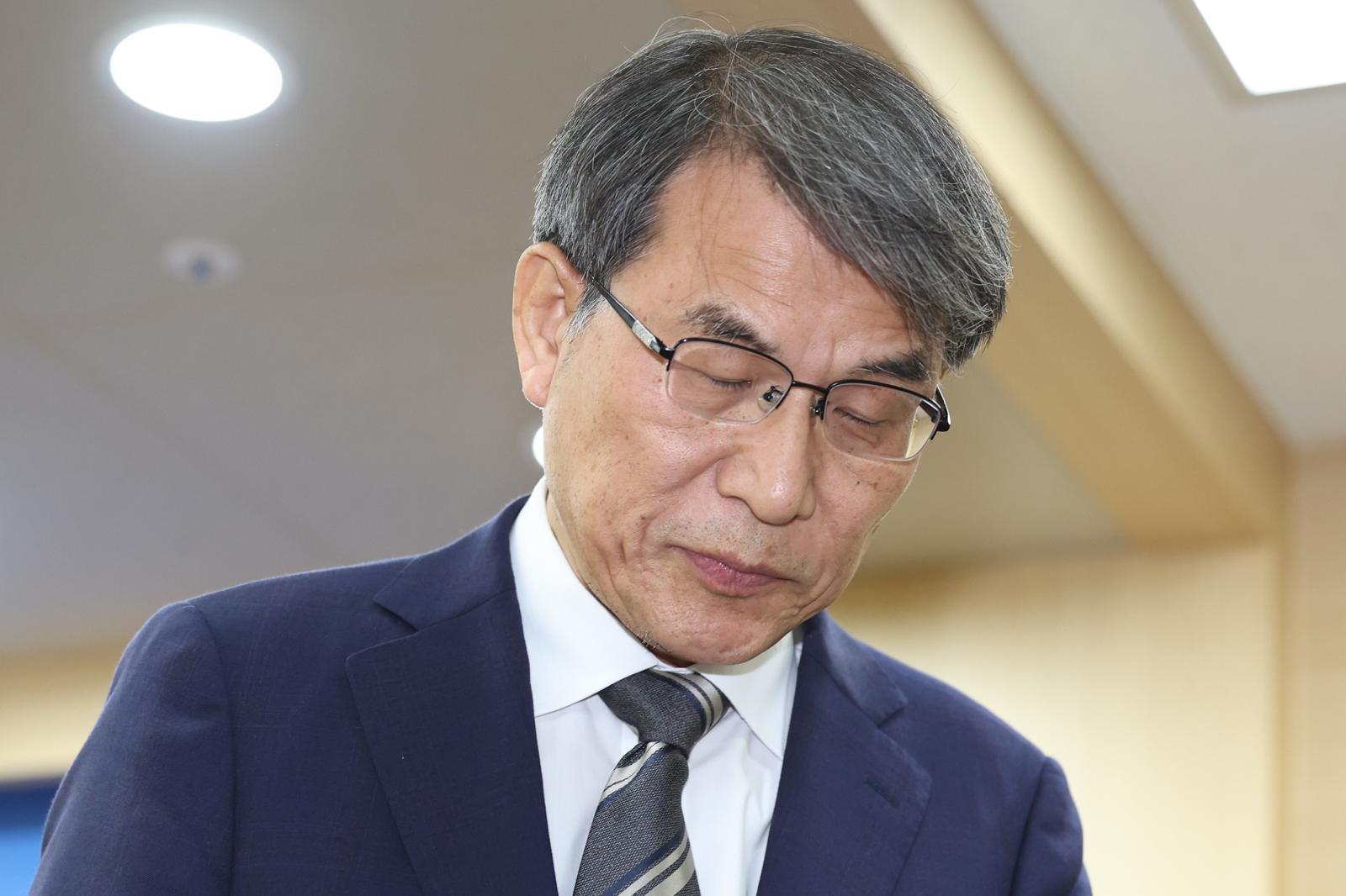 노태악, 선관위 예산으로 부부동반 해외출장…공개 보고서엔 기재 안해