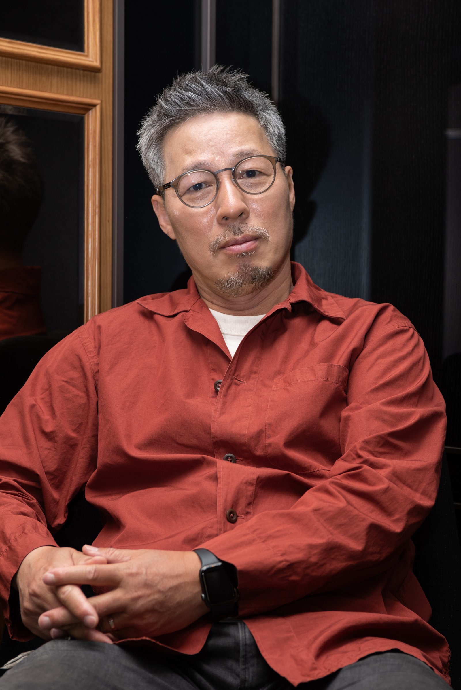 천명관, 10년 만의 새 장편소설 ‘아코디언’ 출간…폐허 속 아이들의 생존기