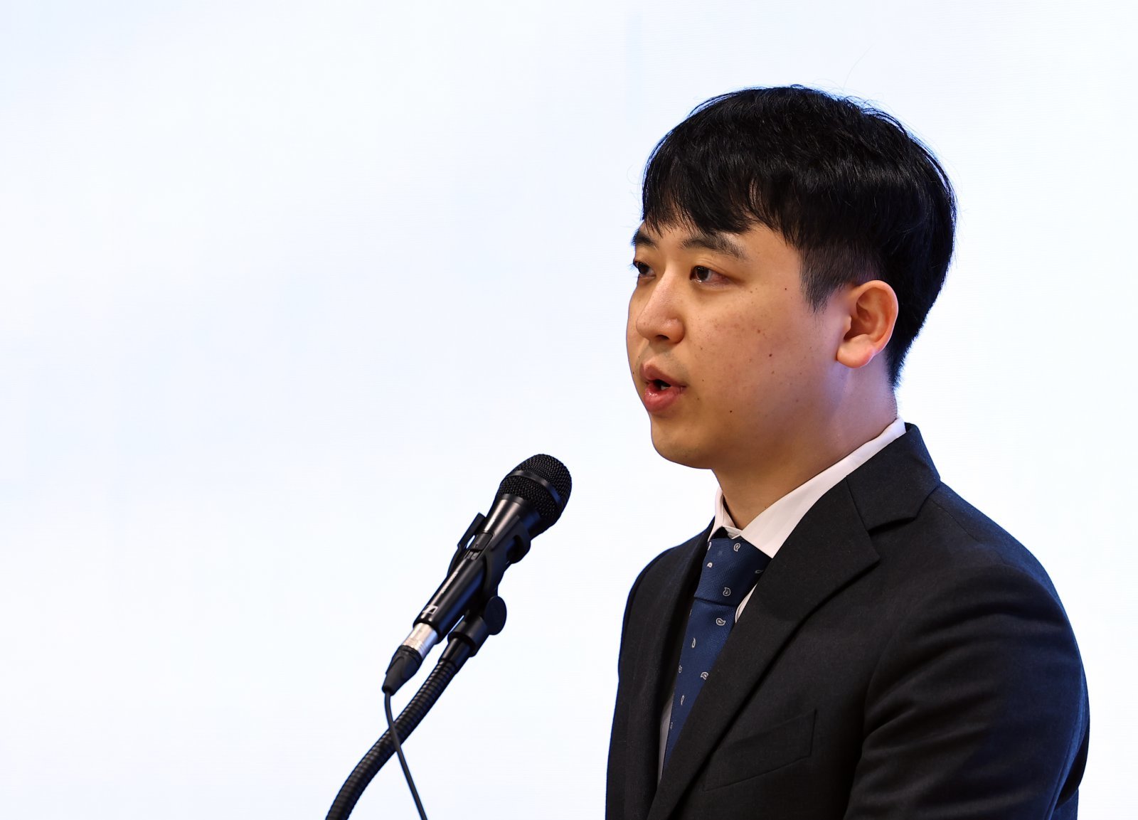 ‘응급실 뺑뺑이’ 전공의 송치…대전협 “깊은 유감”