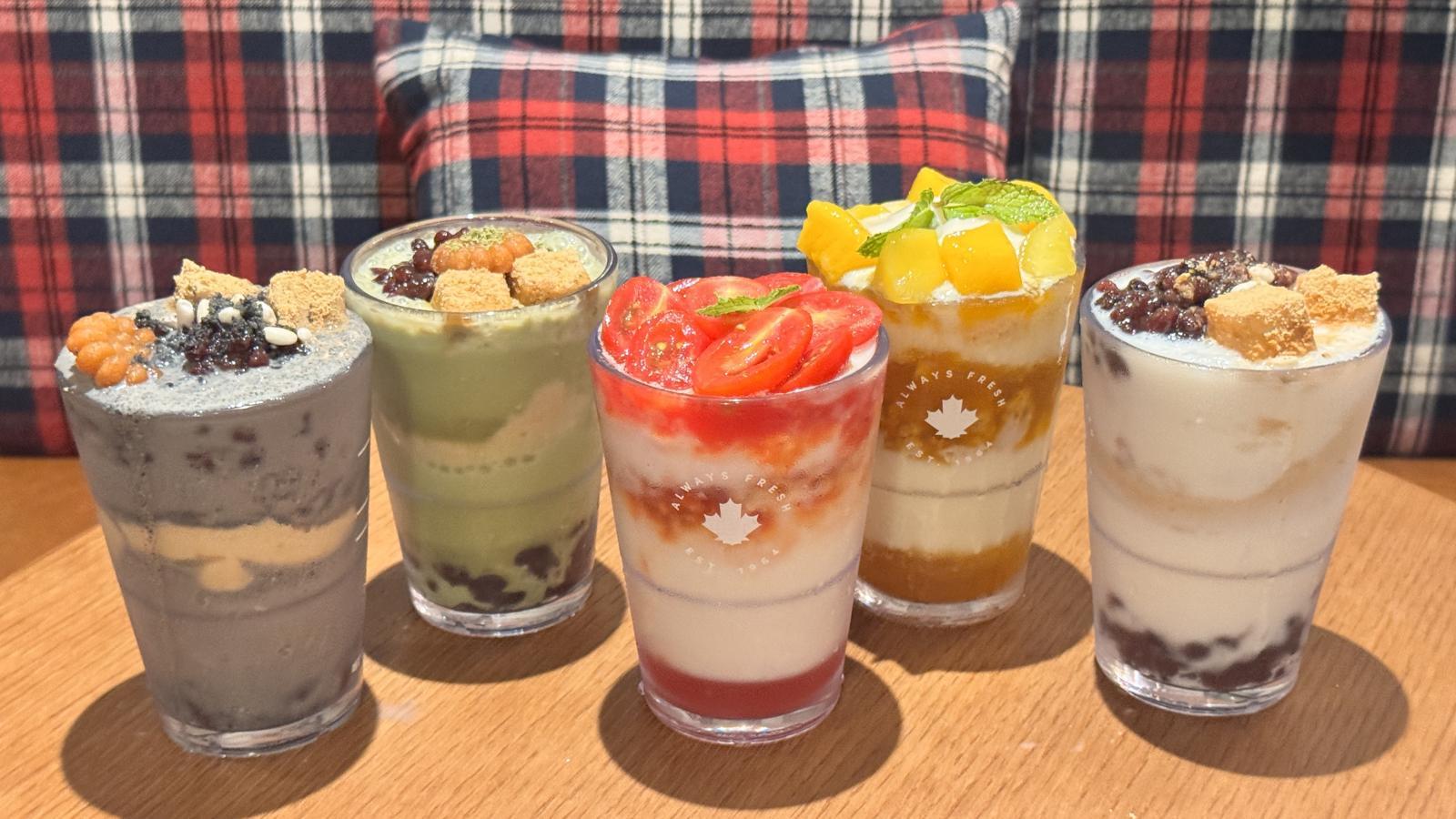 캐나디 커피 브랜드 팀홀튼(Tim Hortons)이 상징적 음료 ‘오리지널 아이스캡’을 기반으로, 한국 전통 색동(色童)에서 영감을 받은 ‘논 오리지널 아이스캡’ 시리즈를 선보인다. 윤우열 기자 cloudancer@donga.com