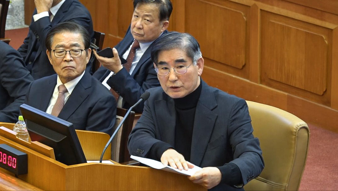 ‘정보사 명단 누설’ 김용현 1심 징역 3년…선고 직후 바로 항소