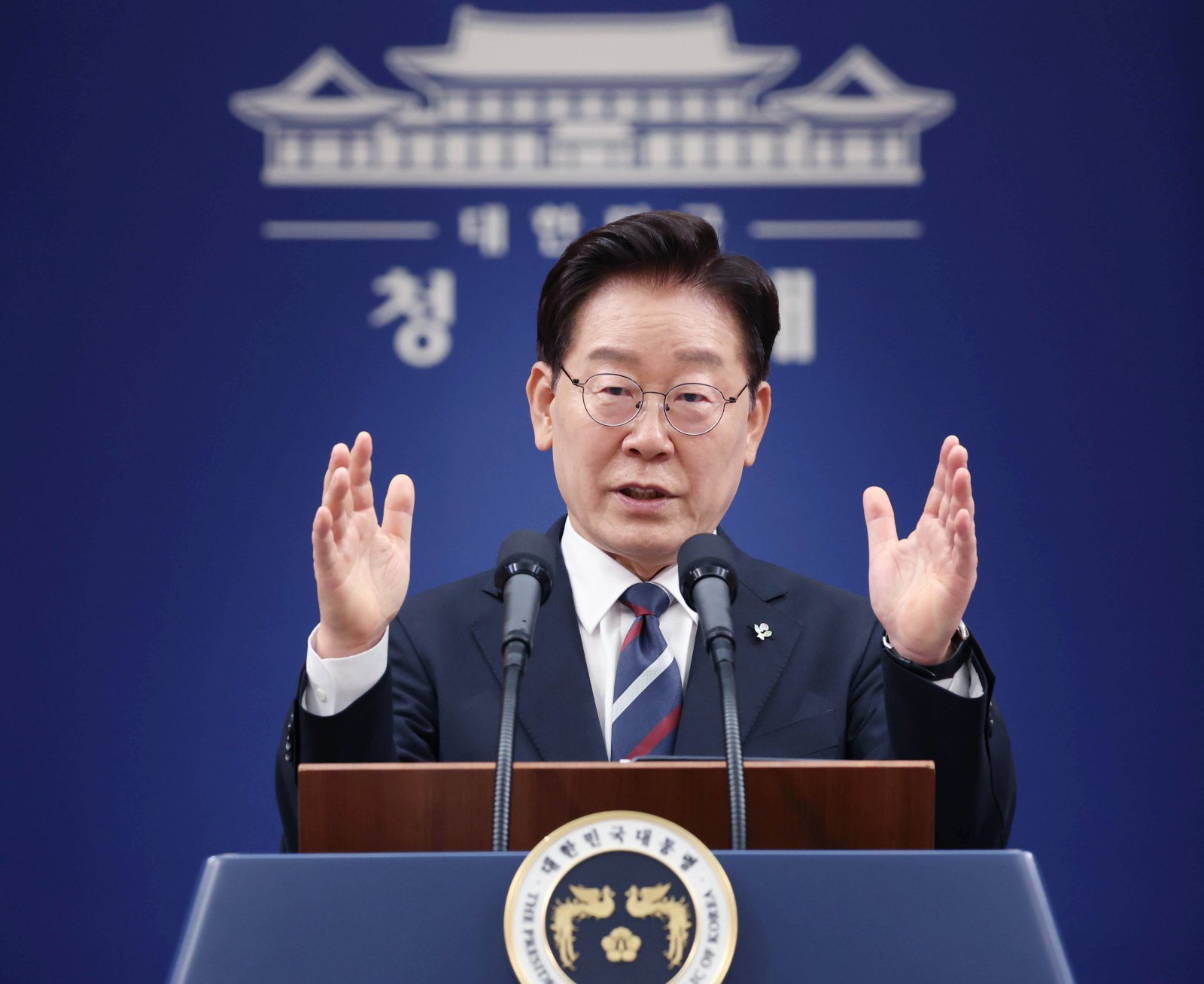 이재명 대통령이 19일 청와대 춘추관에서 유럽·G7 순방 결과 브리핑을 하고 있다. 2026.6.19. 청와대사진기자단