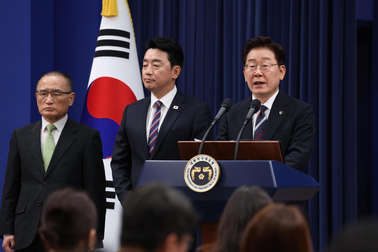 이재명 대통령이 19일 청와대 춘추관에서 유럽·G7 순방 결과 브리핑을 하고 있다. 2026.6.19. 청와대사진기자단