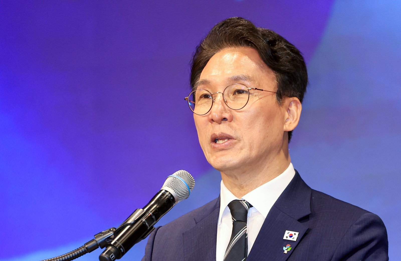 김민석 국무총리가 19일 서울 용산구 전쟁기념관 피스앤파크 컨벤션에서 열린 2026년 호국보훈의 달 정부포상식에서 축사를 하고 있다. 2026.6.19 ⓒ 뉴스1