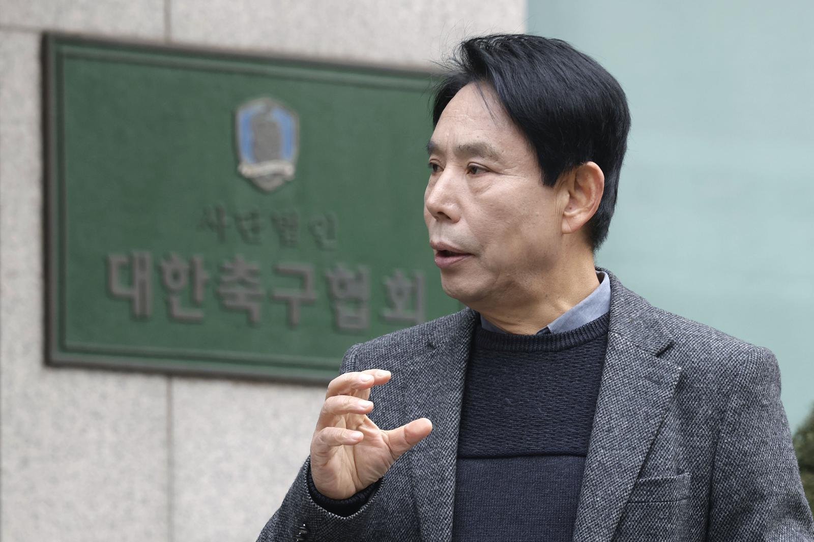 신문선 “손흥민 조기 교체는 악수…존재만으로 수비 분산 시켰어야”