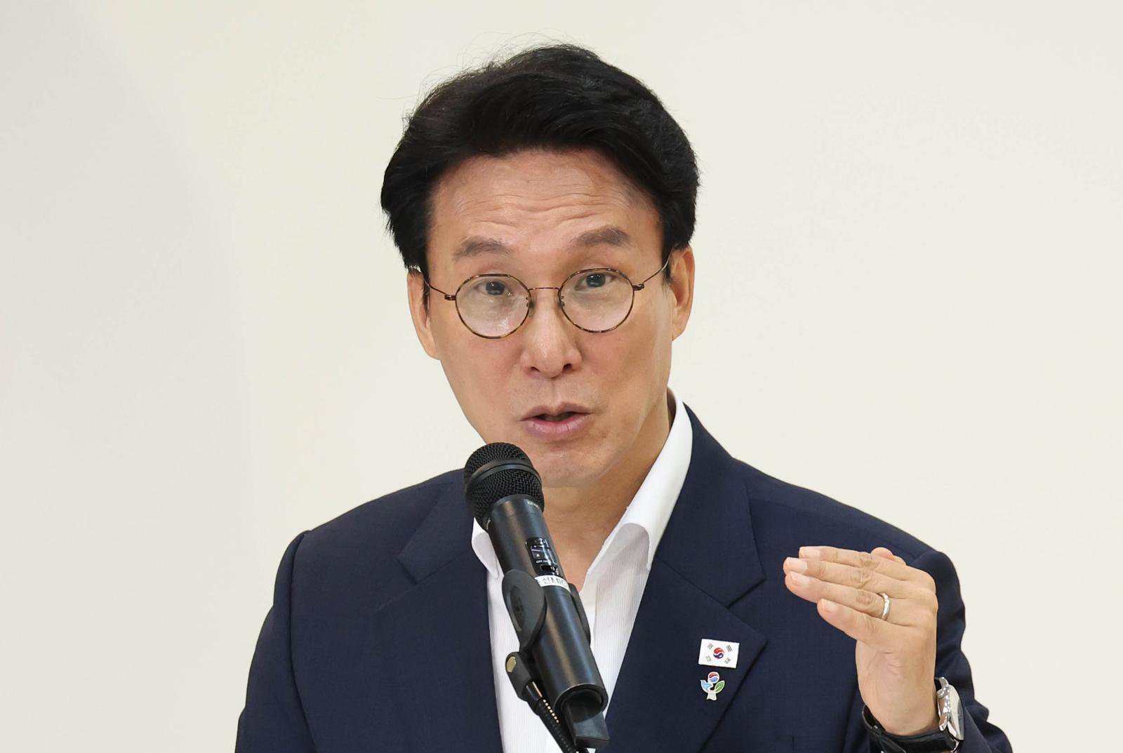 金총리, 여권 지지율 하락에 “당이 큰 책임감 갖고 잘해야”