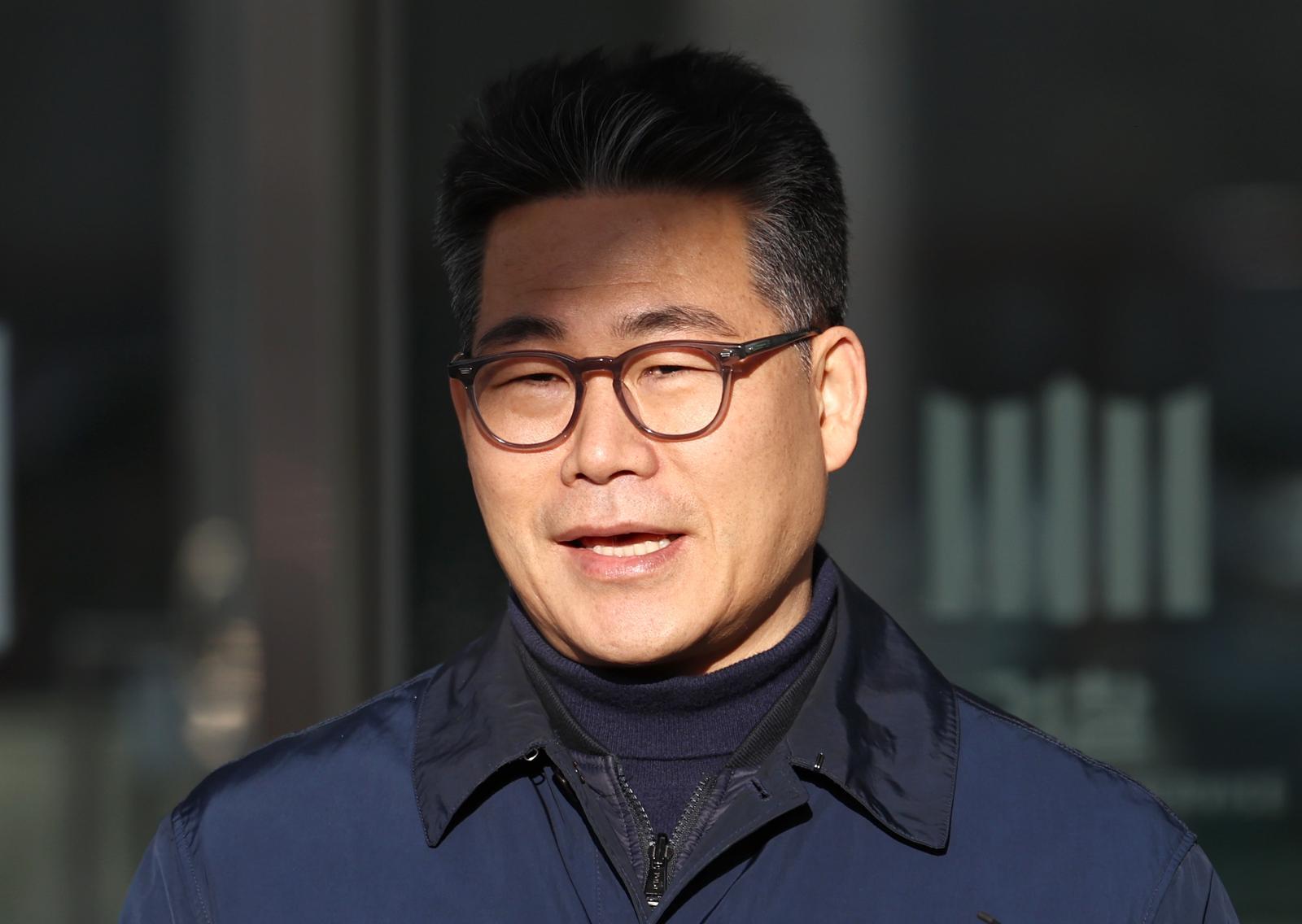 ‘세관 직원 마약 연루’ 주장한 백해룡, 블로그에 수사기록 공개