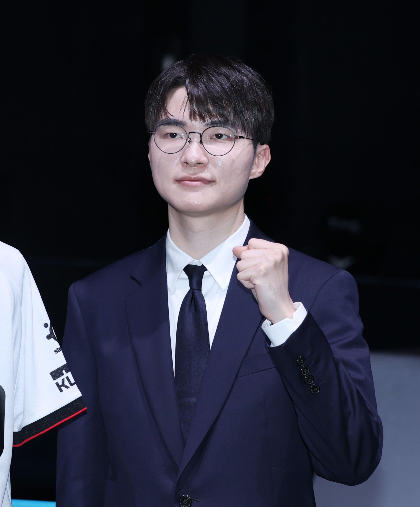 [신문과 놀자!/피플 in 뉴스]젠슨 황도 반했다… ‘e스포츠 황제’ 프로게이머 페이커