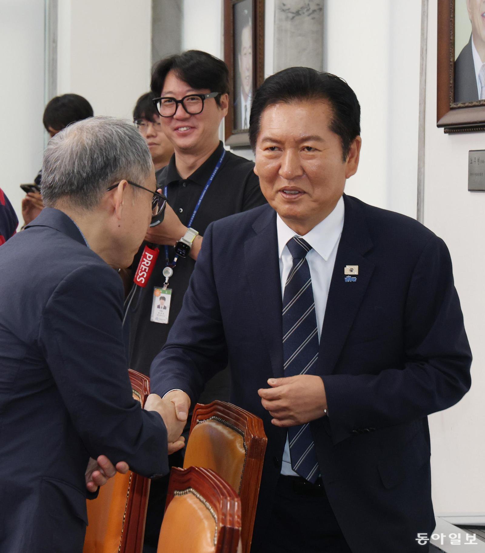 정청래 “보완수사권 티끌마저 없애야”… 김민석 “숙의가 대통령 입장”