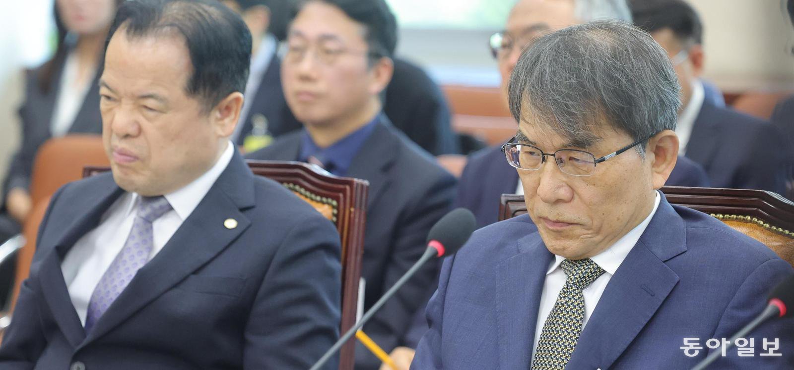 국조 첫날, 선관위 무더기 불참… “집단 항명” 비판에 지각 출석