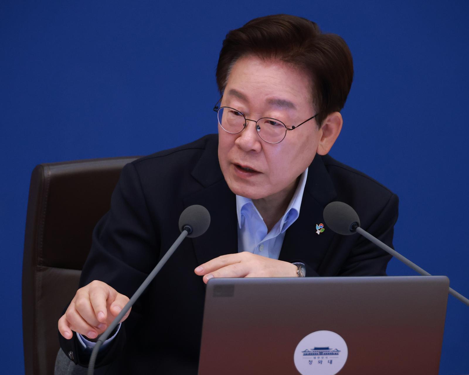 李대통령도 총리·비서실장도 ‘청년’ 전면에…靑 “의견수렴 플랫폼 검토”