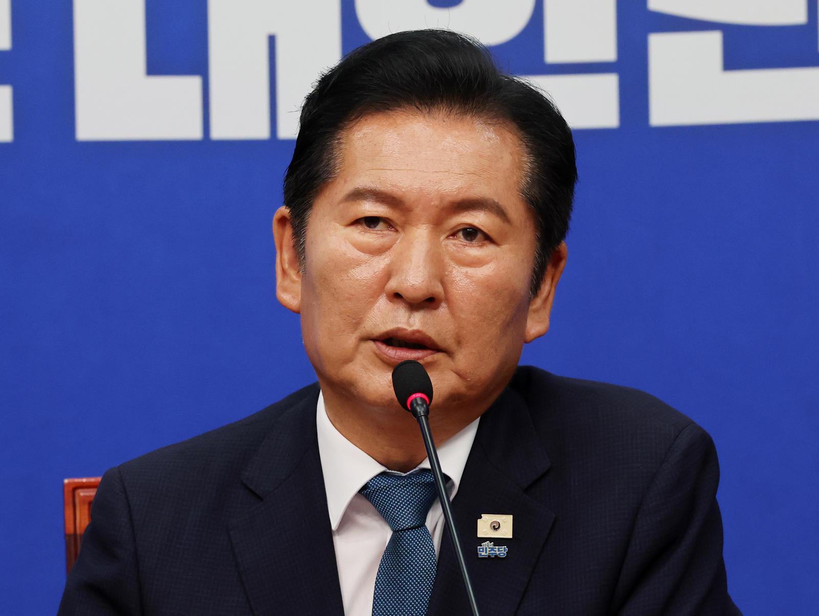 정청래 與대표 사퇴, 연임도전 공식화…“李 지킬 사람은 나”