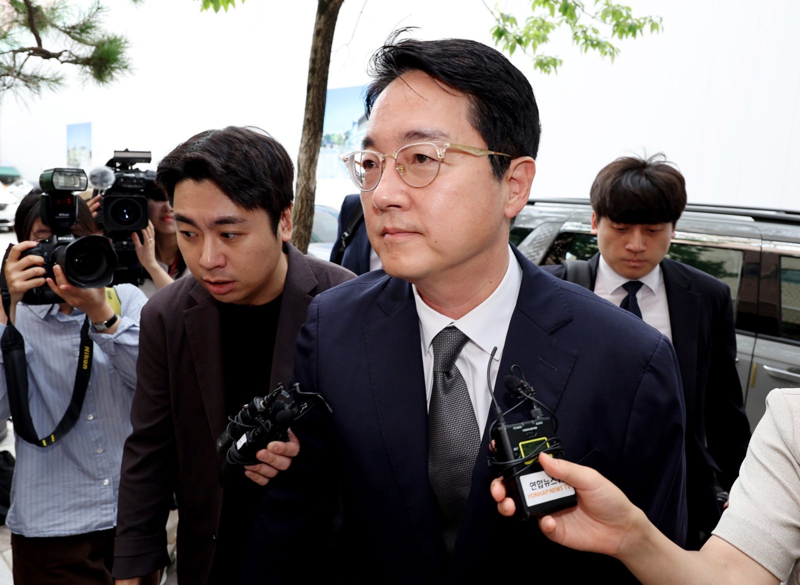 심우정 전 검찰총장이 24일 경기 과천시 2차 종합특검 사무실에 내란중요임무종사, 직권남용권리행사방해 혐의 관련 피의자 신분으로 출석하고 있다  2026.06.23 과천=뉴시스