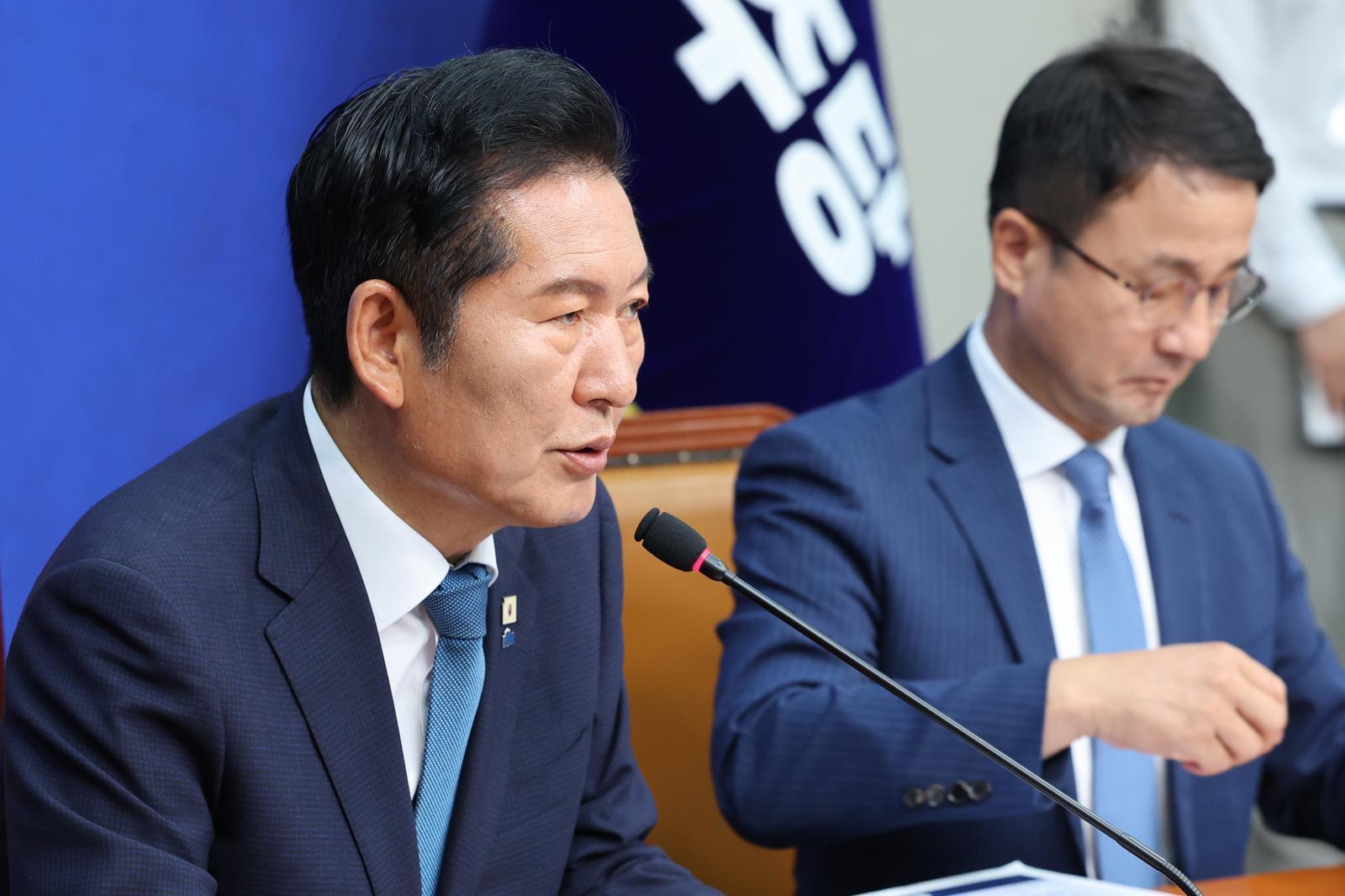 사퇴한 정청래에 김민석·송영길 맞불…총선 공천권 쥔 與대표 선거