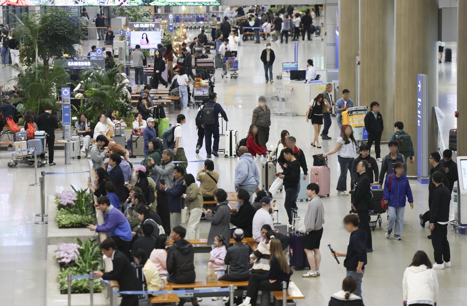 일본 관광세 3배 오른다…7월부터 외국인 출국 시 3000엔 부과