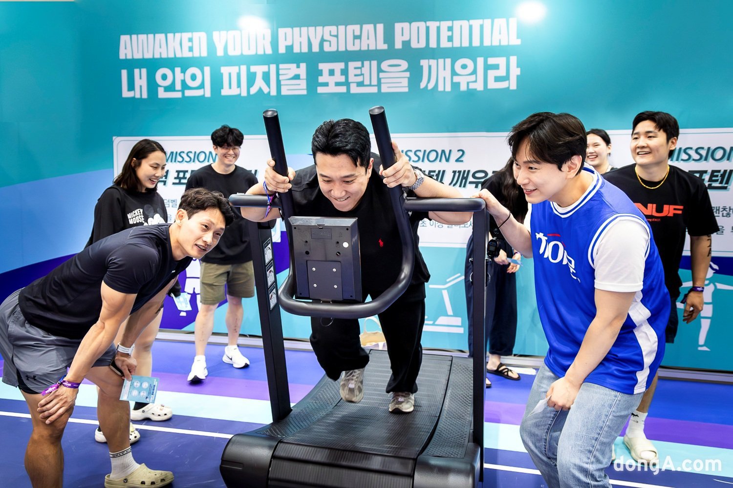 땀 흘린 자만 마셔라… 일동후디스 하이뮨이 인천에 차린 ‘스파르타 체육관’