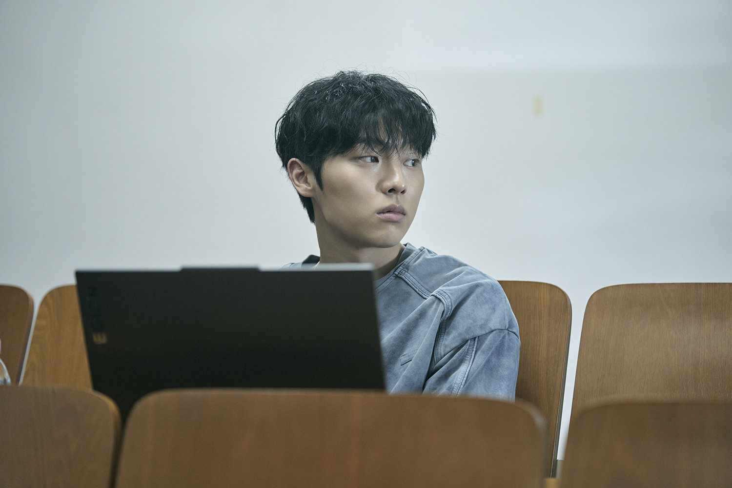 최현욱, 오디션 뚫고 최민식 극찬까지…도약 전환점 ‘맨끝줄소년’