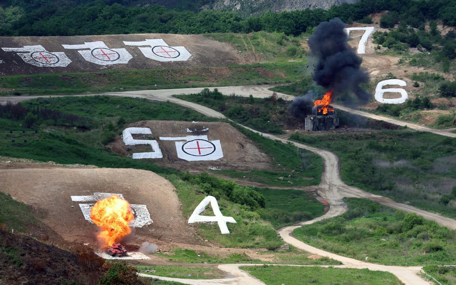 드론사, ‘국방드론본부’로 개편…장거리 자폭무인기 전력화