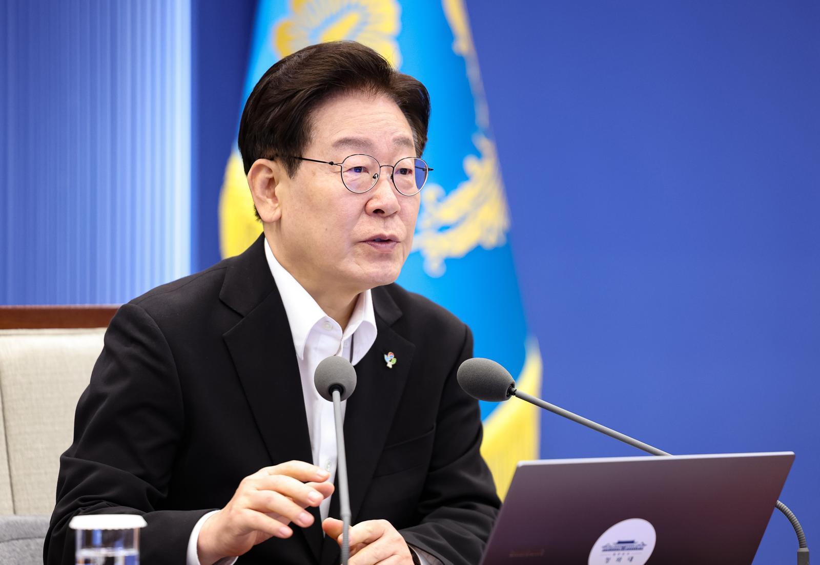 이재명 대통령이 25일 청와대에서 열린 수석보좌관회의에서 발언하고 있다. 2026.06.25 청와대통신사진기자단