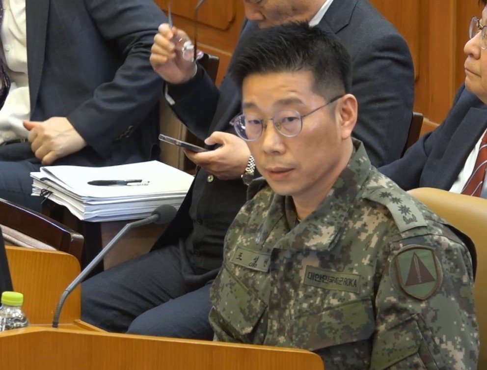조성현 수도방위사령부 제1경비단장(대령)이 13일 서울 종로구 헌법재판소에서 열린 윤석열 대통령 탄핵심판 8차 변론에서 발언을 하고 있다. (헌법재판소 제공) 2025.2.13. 뉴스1